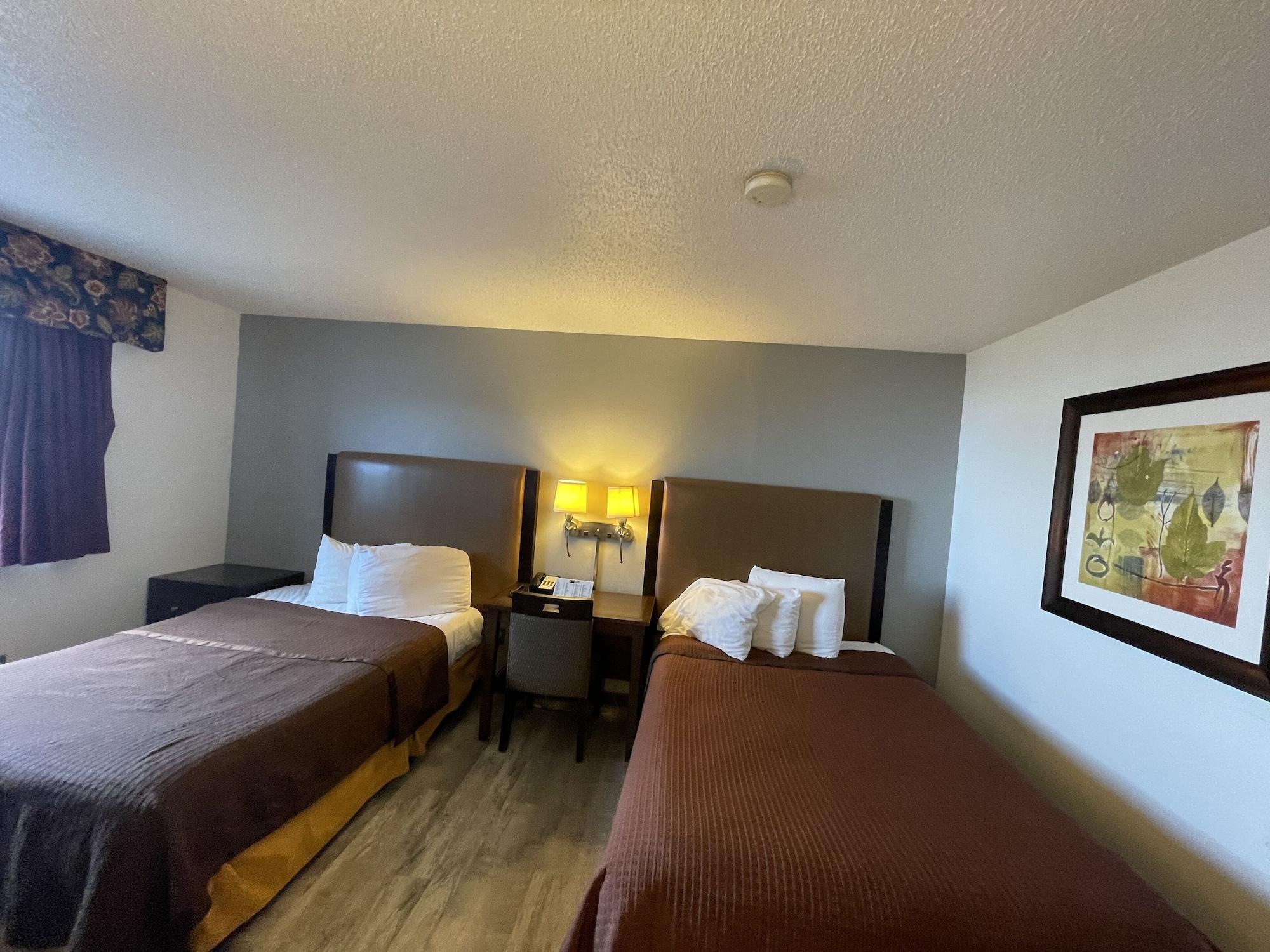 Magnuson Hotel Fort Wayne North - Coliseum Bagian luar foto